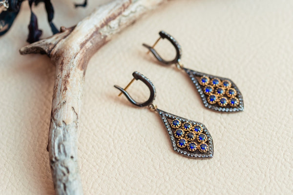Silver 925 Earrings with Sapphires and white topazes.