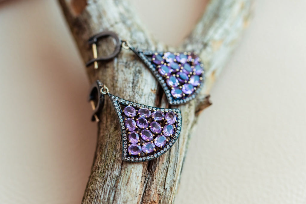 Silver 925 and gold details Earrings with Amethyst and white topazes.